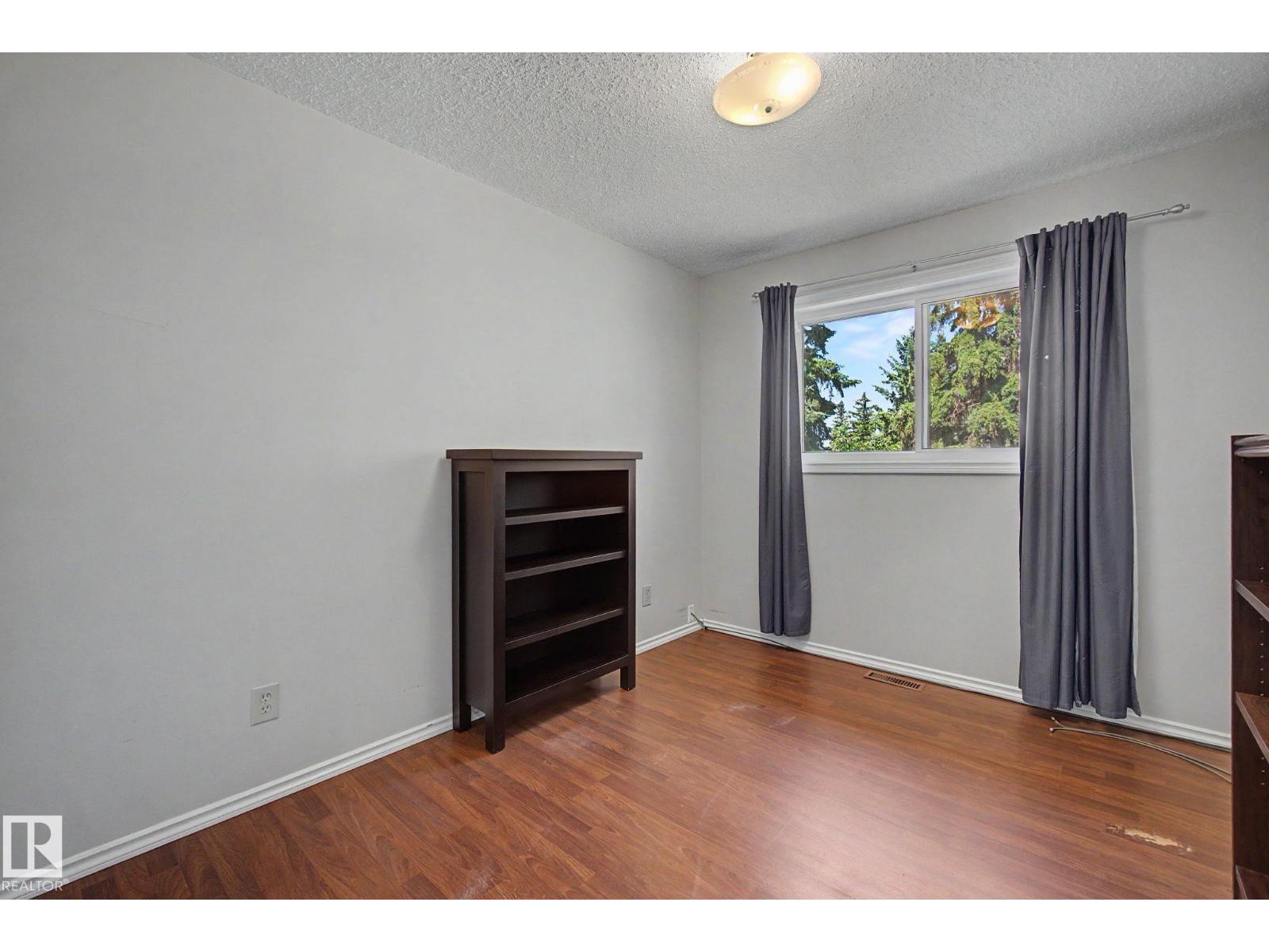 2211 Millbourne Rd W NW, Edmonton, Alberta  T6K 0Y3 - Photo 30 - E4496493
