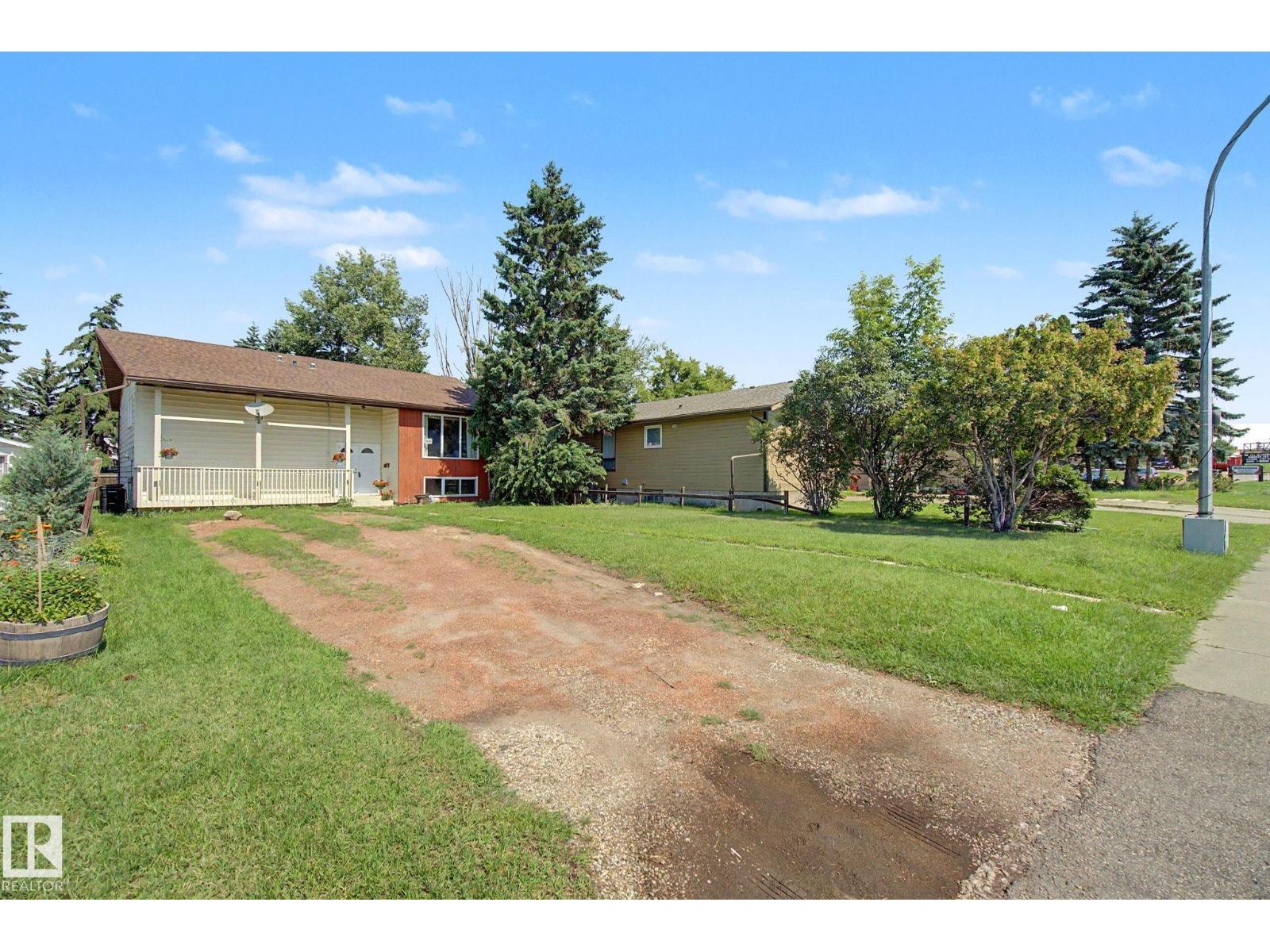 2211 Millbourne Rd W NW, Edmonton, Alberta  T6K 0Y3 - Photo 7 - E4496493