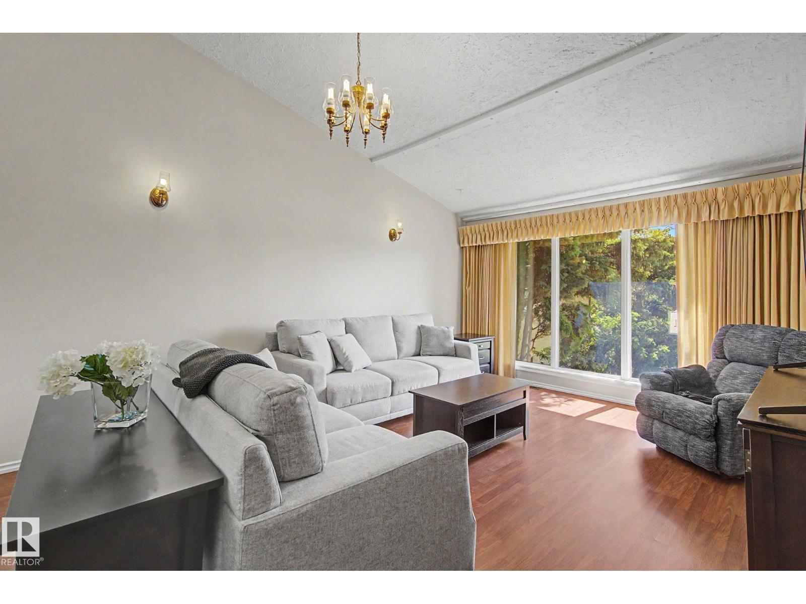2211 Millbourne Rd W NW, Edmonton, Alberta  T6K 0Y3 - Photo 13 - E4496493