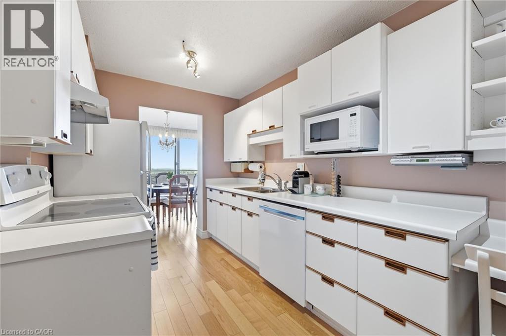 2055 Upper Middle Road Unit# 1202, Burlington, Ontario  L7P 3P4 - Photo 14 - 40845878