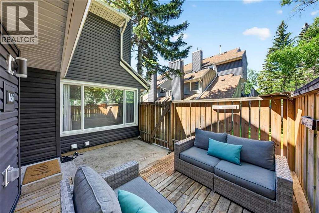 166, 78 Glamis Green Sw, Calgary, Alberta  T3E 6V1 - Photo 18 - A2324505