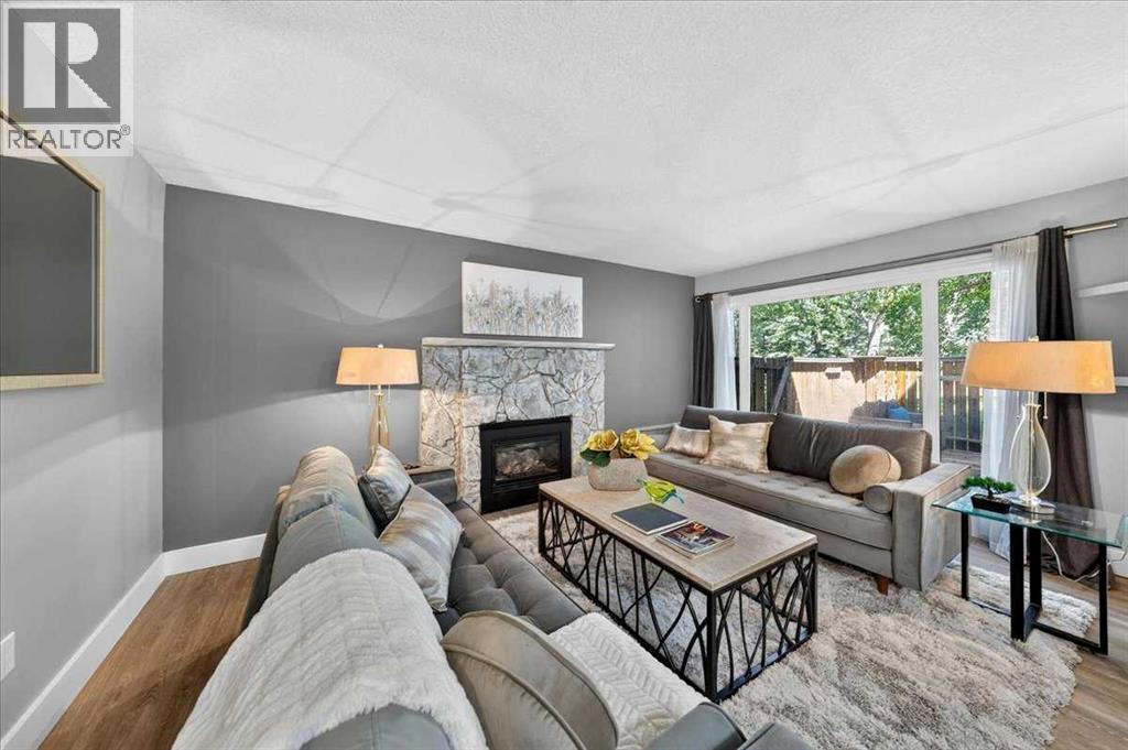 166, 78 Glamis Green Sw, Calgary, Alberta  T3E 6V1 - Photo 2 - A2324505