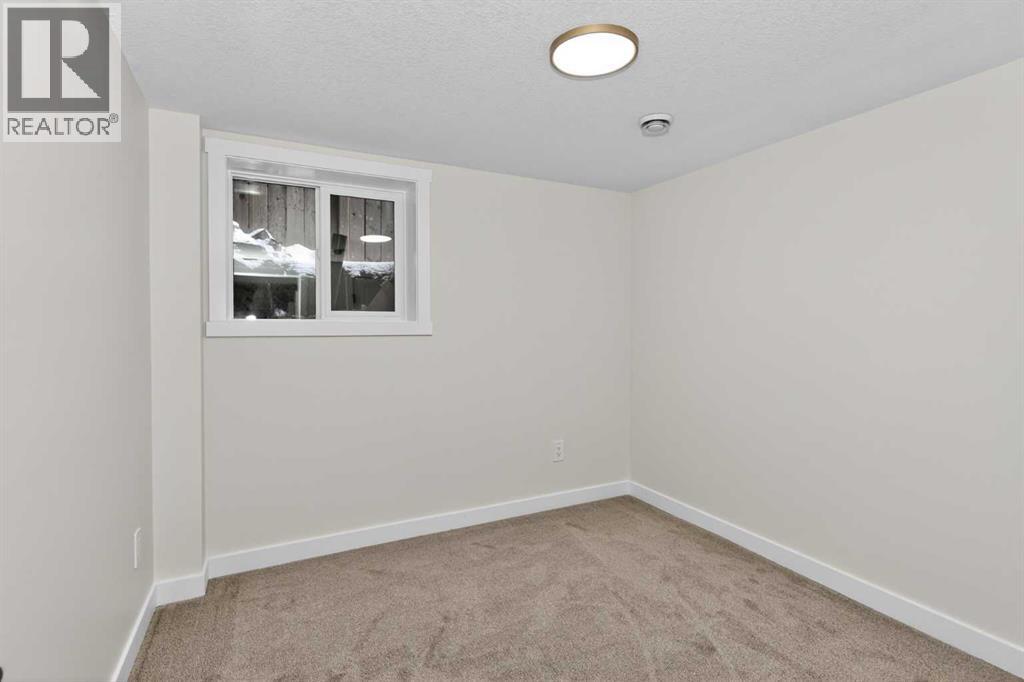12031 Candiac Road Sw, Calgary, Alberta  T2W 1L1 - Photo 27 - A2330406