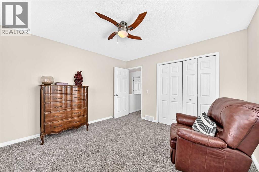 124 West Lakeview Drive, Chestermere, Alberta  T1X 1J1 - Photo 25 - A2333041