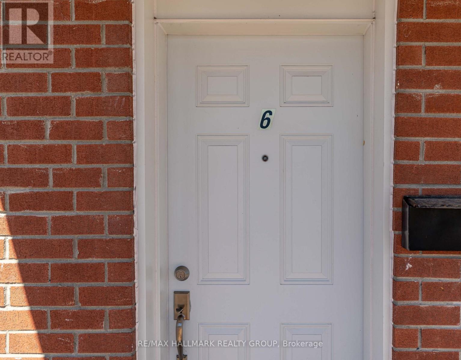 6 - 259 Somerset Street E, Ottawa, Ontario K1N 6V5 - Photo 3 - X13625586