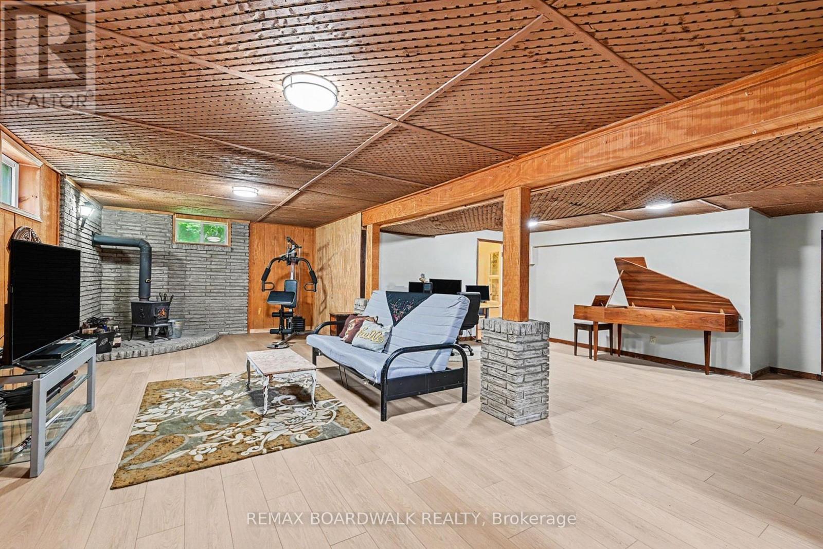 3260 Tolmies Corners Road, North Stormont, Ontario K0C 1C0 - Photo 27 - X13625786