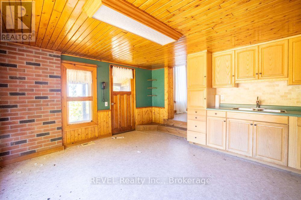 2277 Ridgemount Road, Fort Erie (Stevensville), Ontario  L0S 1S0 - Photo 17 - X13625766