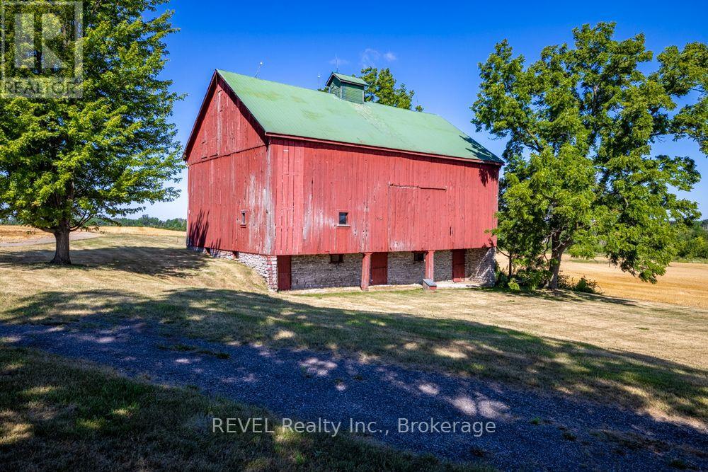 2277 Ridgemount Road, Fort Erie (Stevensville), Ontario  L0S 1S0 - Photo 22 - X13625766