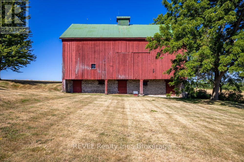 2277 Ridgemount Road, Fort Erie (Stevensville), Ontario  L0S 1S0 - Photo 23 - X13625766