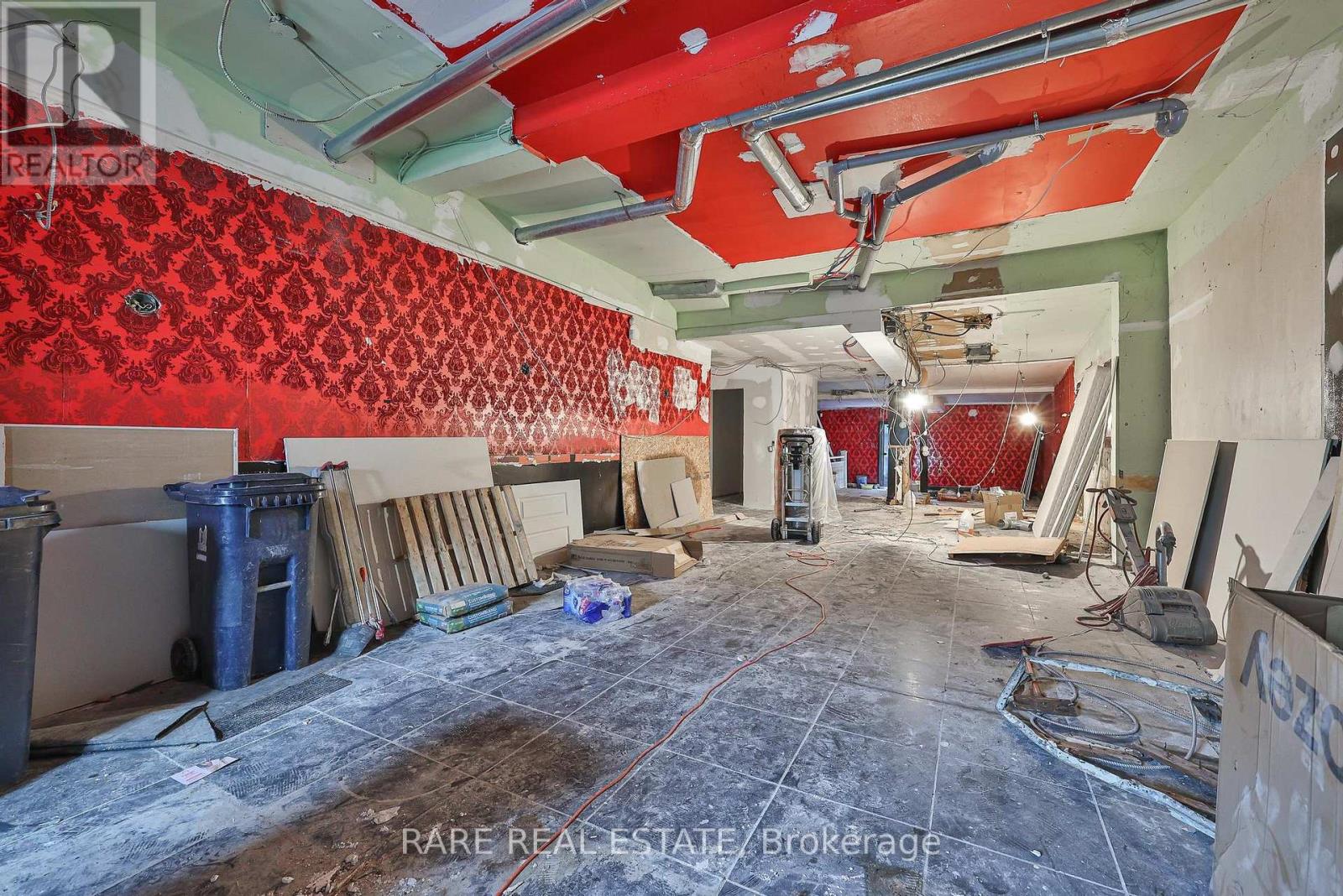200 Bathurst Street, Toronto, Ontario  M5T 2R8 - Photo 2 - C13625564