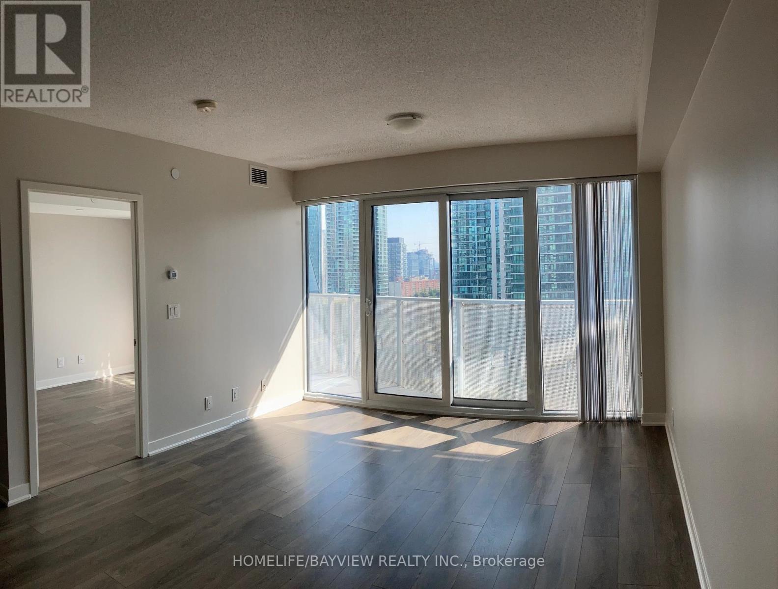 2006 - 88 Harbour Street, Toronto, Ontario  M5J 0C3 - Photo 5 - C13625652