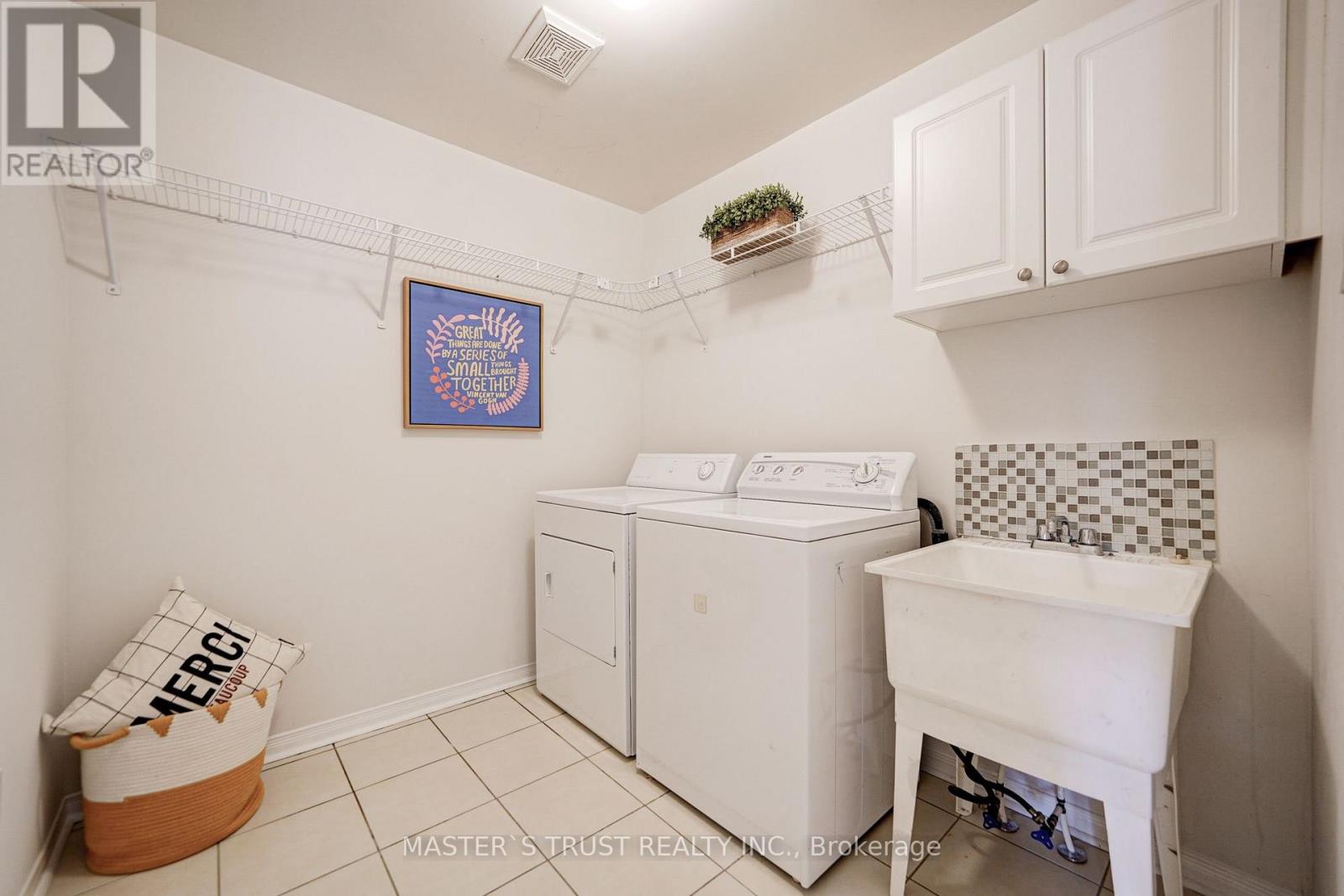55 Bettina Place, Whitby, Ontario  L1R 0E9 - Photo 20 - E13625590