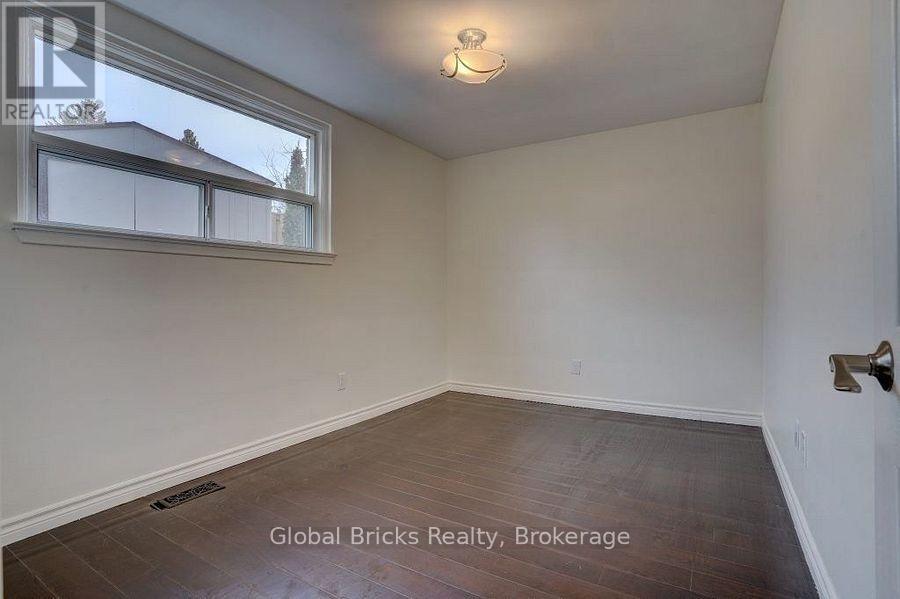 77 Milford Haven Drive E, Toronto, Ontario  M1G 3C9 - Photo 13 - E13625648
