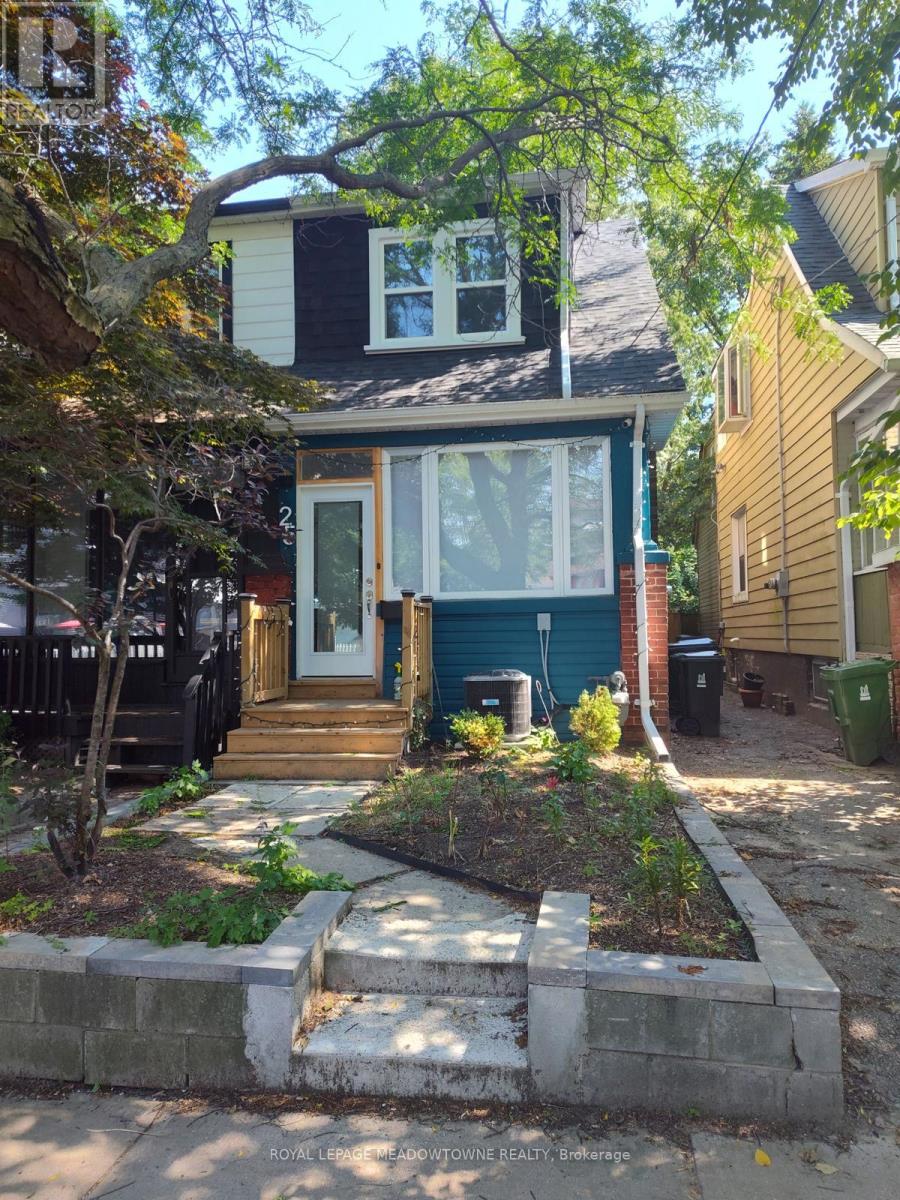 25 COPELAND AVENUE, Toronto, Ontario
