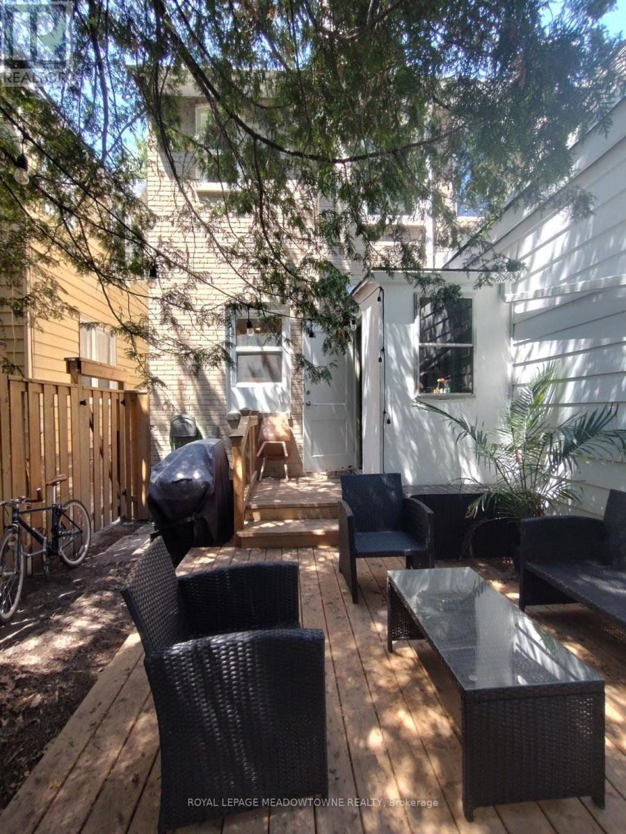 25 Copeland Avenue, Toronto, Ontario  M4C 1A9 - Photo 22 - E13625724