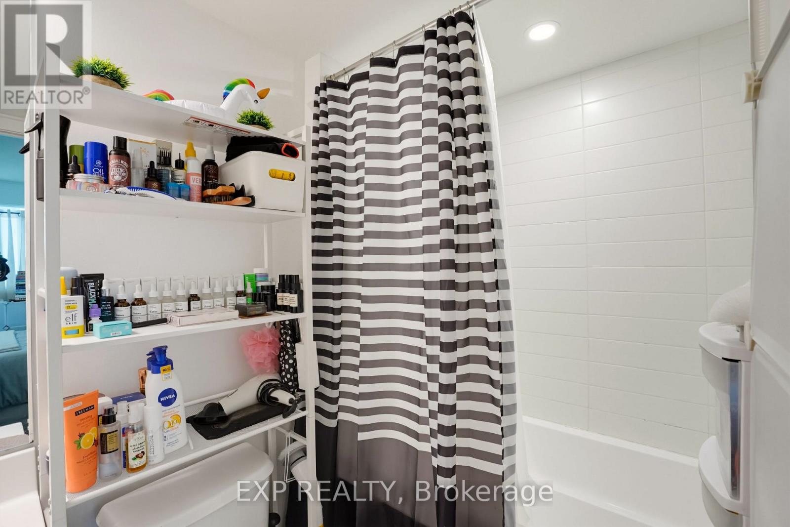813 - 155 Legion Road N, Toronto, Ontario  M8Y 0A7 - Photo 29 - W13624400