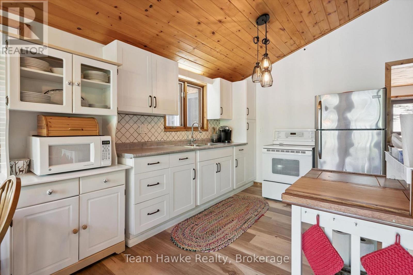 3359 Maple Ridge Road, Algonquin Highlands, Ontario  P0A 1E0 - Photo 16 - X13625664