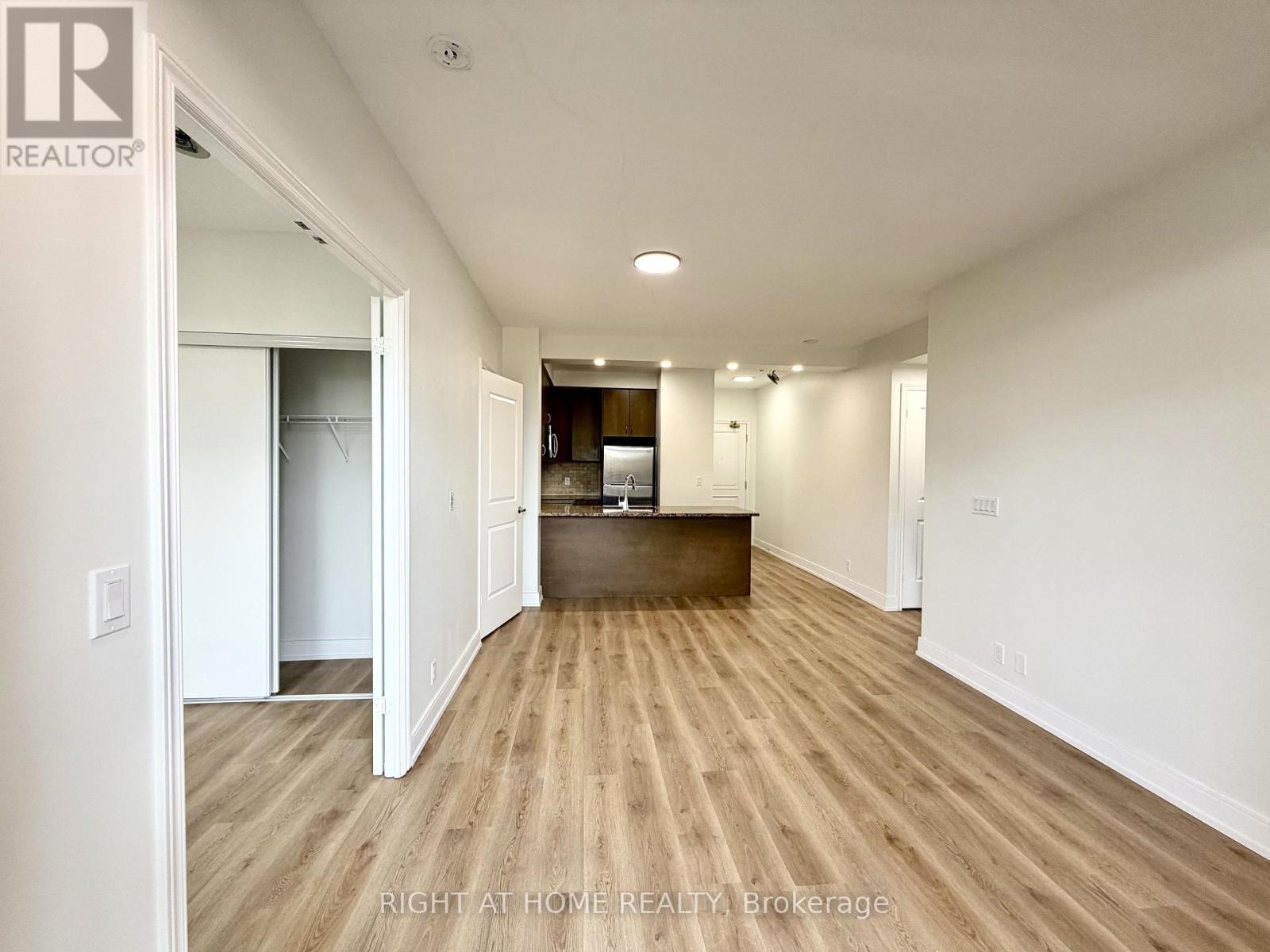 214 - 9235 Jane Street, Vaughan (Maple), Ontario  L6A 0J8 - Photo 14 - N13625666