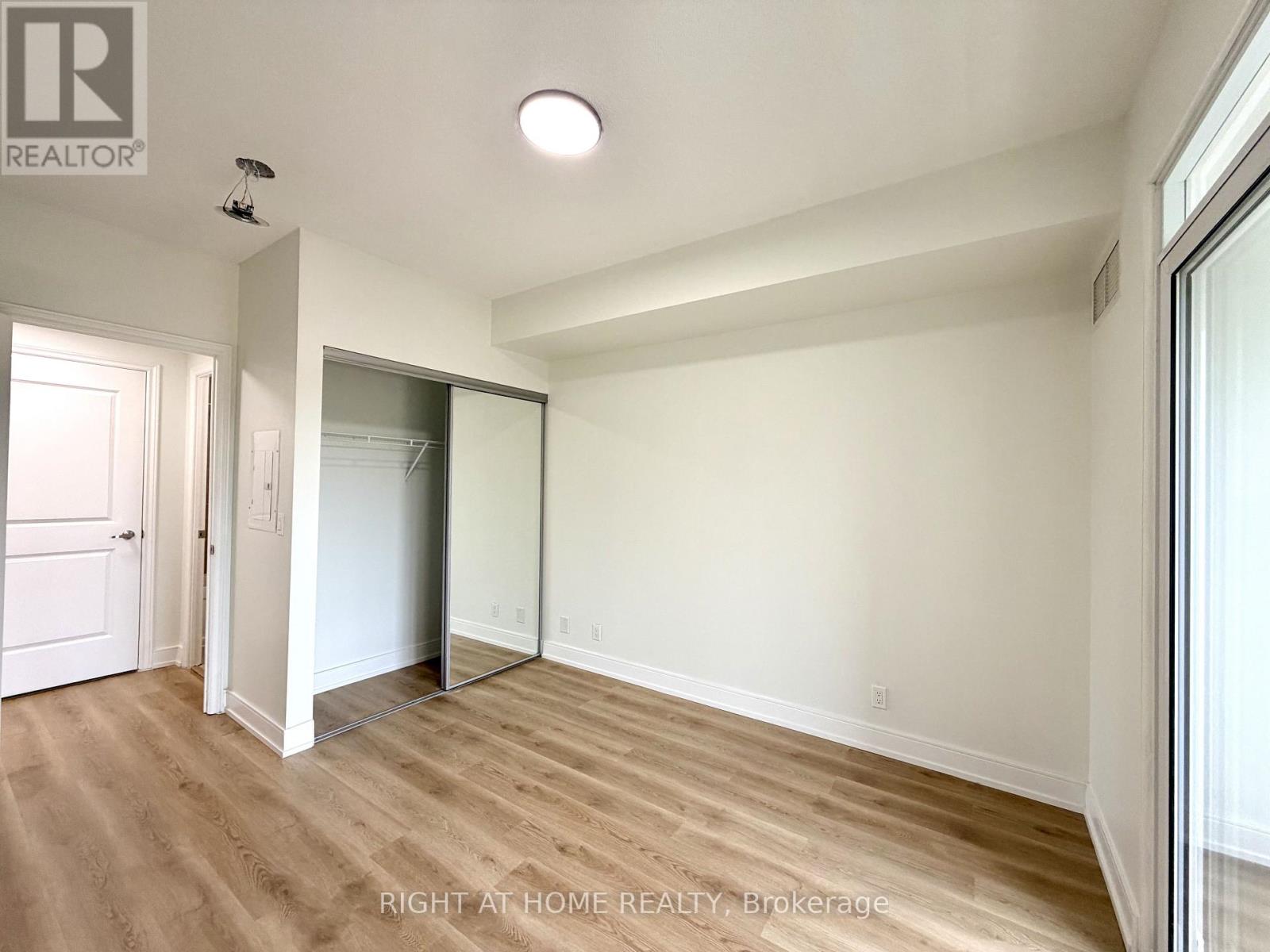 214 - 9235 Jane Street, Vaughan (Maple), Ontario  L6A 0J8 - Photo 18 - N13625666