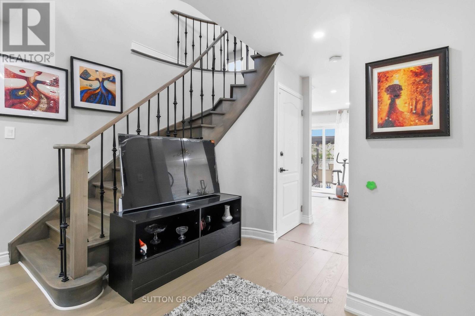 Main & Upper Flr - 87 Marita Place, Vaughan (Glen Shields), Ontario  L4K 3J5 - Photo 14 - N13625668