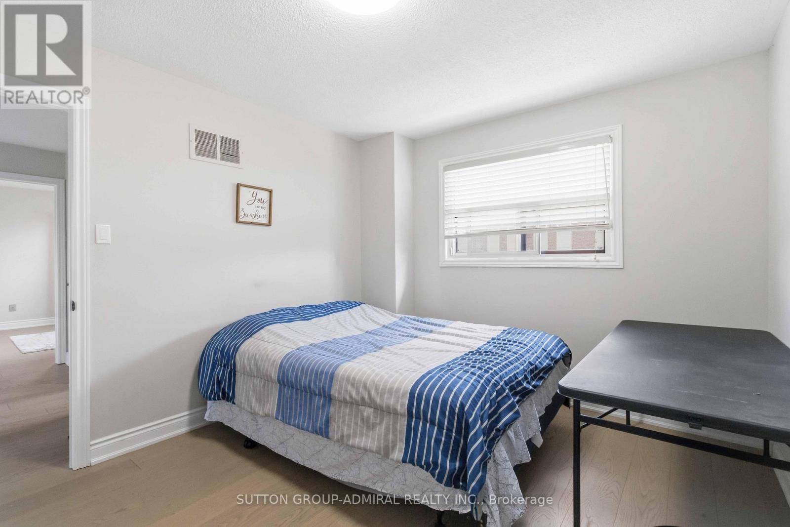 Main & Upper Flr - 87 Marita Place, Vaughan (Glen Shields), Ontario  L4K 3J5 - Photo 25 - N13625668