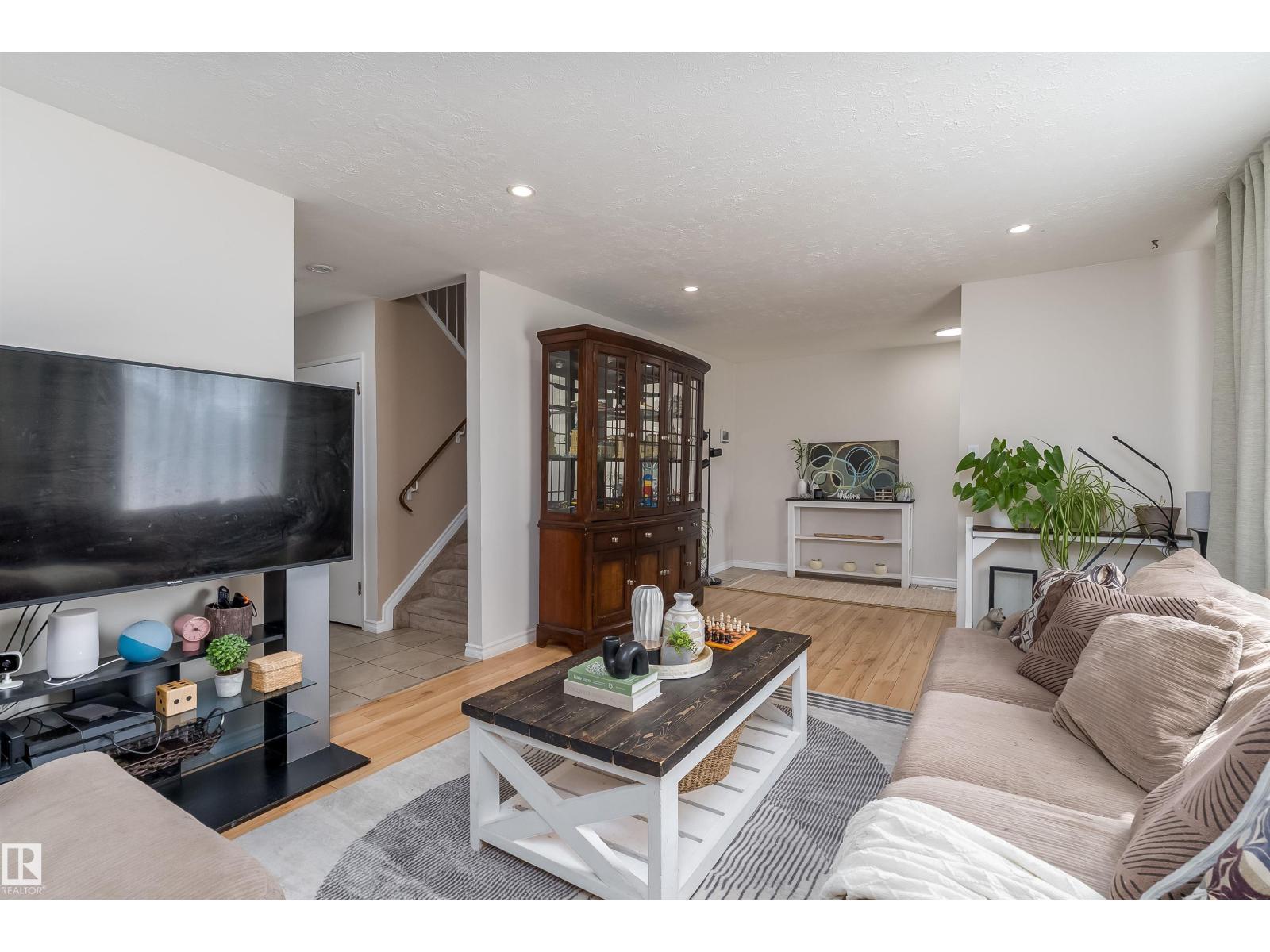 11236 40 Av NW, Edmonton, Alberta  T6J 0R2 - Photo 8 - E4501588