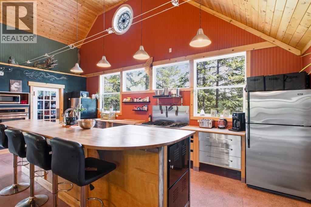 224 7 Street NE, Sundre, Alberta  T0M 1X0 - Photo 7 - A2319633