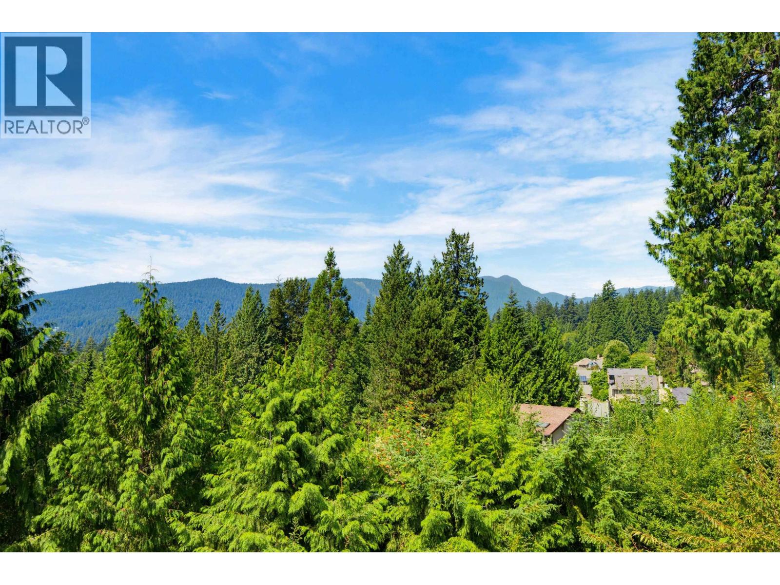 5623 Eagle Court, North Vancouver, British Columbia  V7R 4V4 - Photo 29 - R3150275