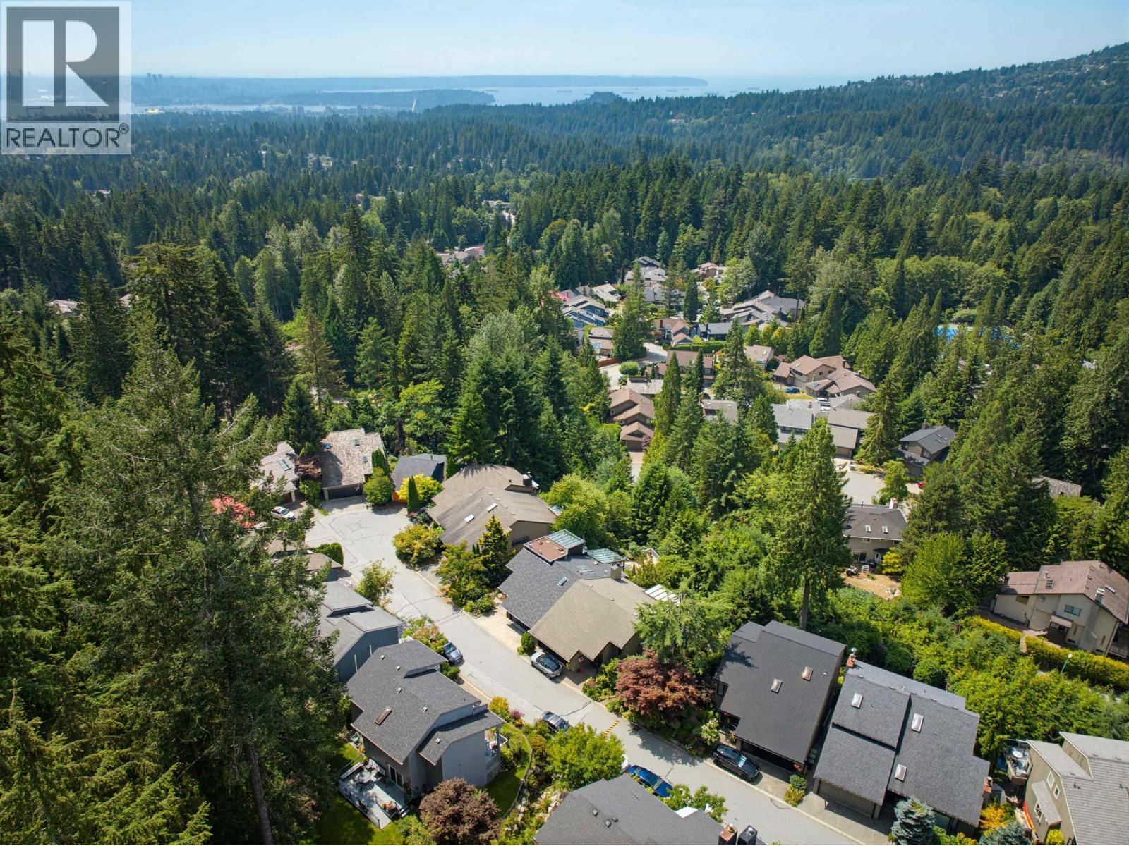 5623 EAGLE COURT, North Vancouver, British Columbia