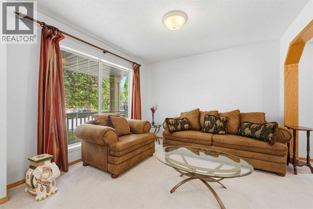 67 Sienna Heights Way Sw, Calgary, Alberta  T3H 3T6 - Photo 3 - A2322049