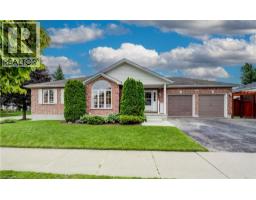27 CHANDOS Drive, Kitchener, Ontario