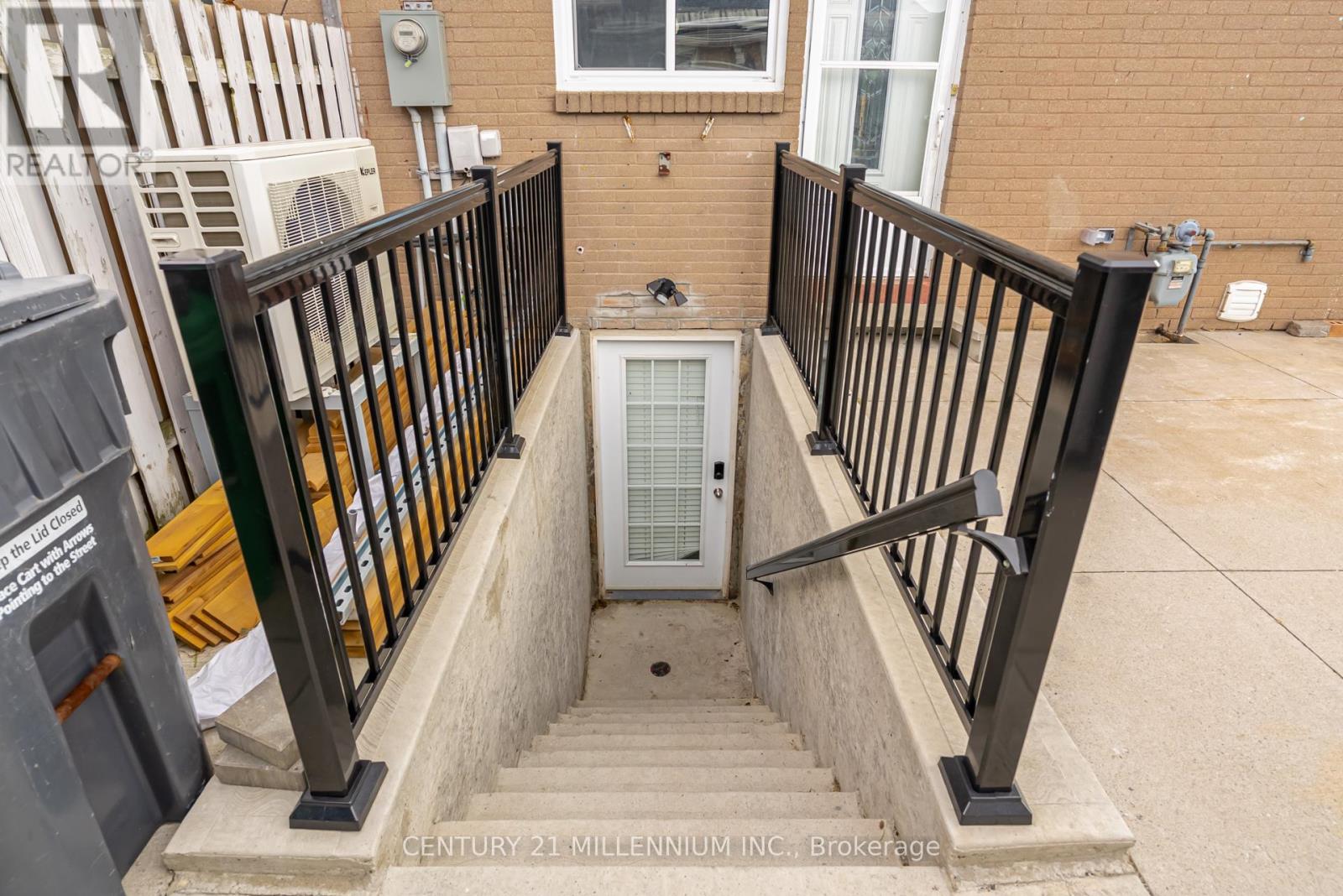 75 Goldcrest Road, Brampton, Ontario  L6S 1H1 - Photo 46 - W13625602