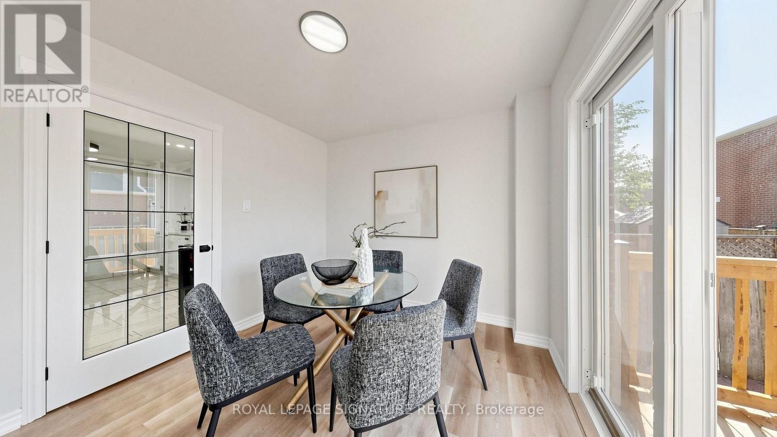 784 Galloway Crescent, Mississauga, Ontario  L5C 3T9 - Photo 16 - W13625612