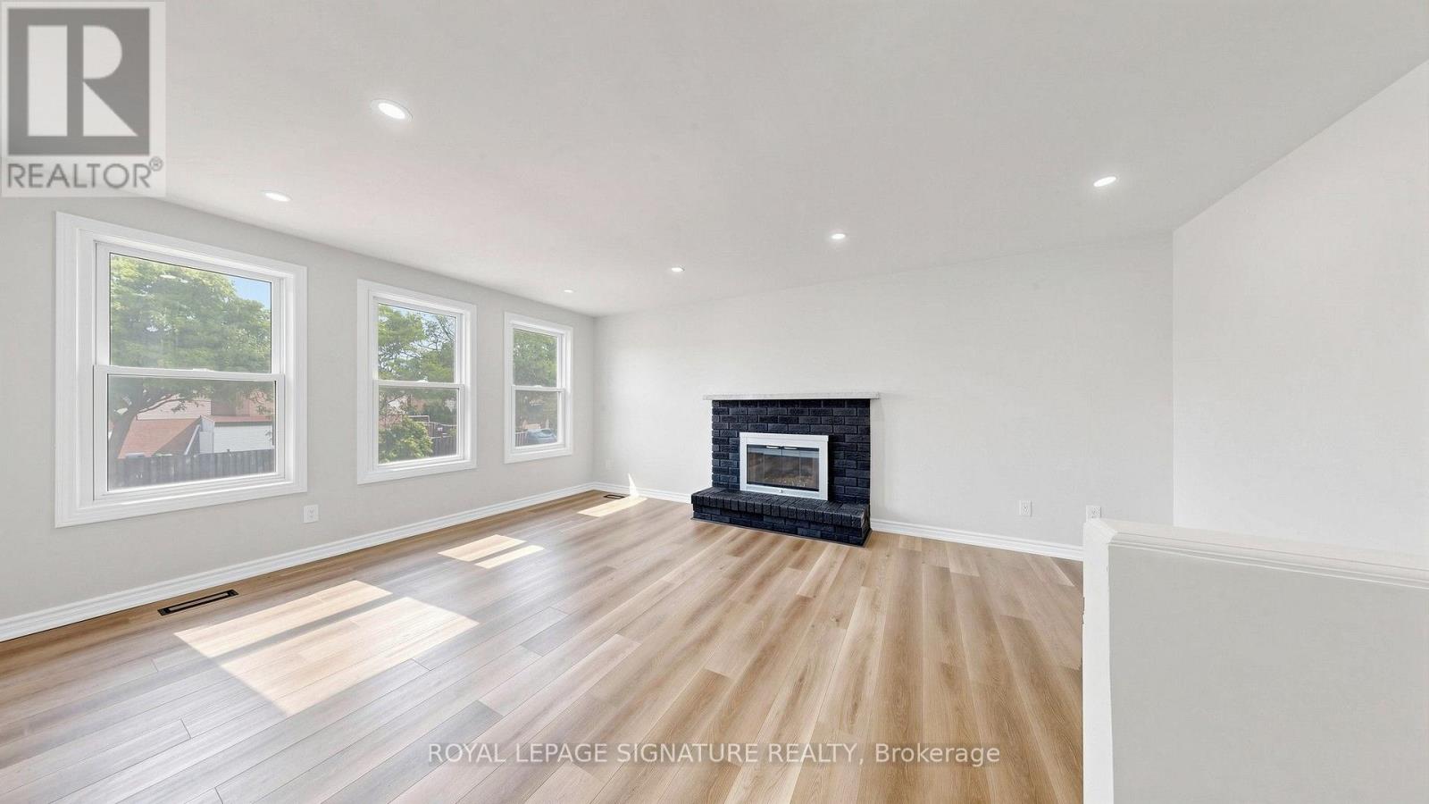 784 Galloway Crescent, Mississauga, Ontario  L5C 3T9 - Photo 7 - W13625612