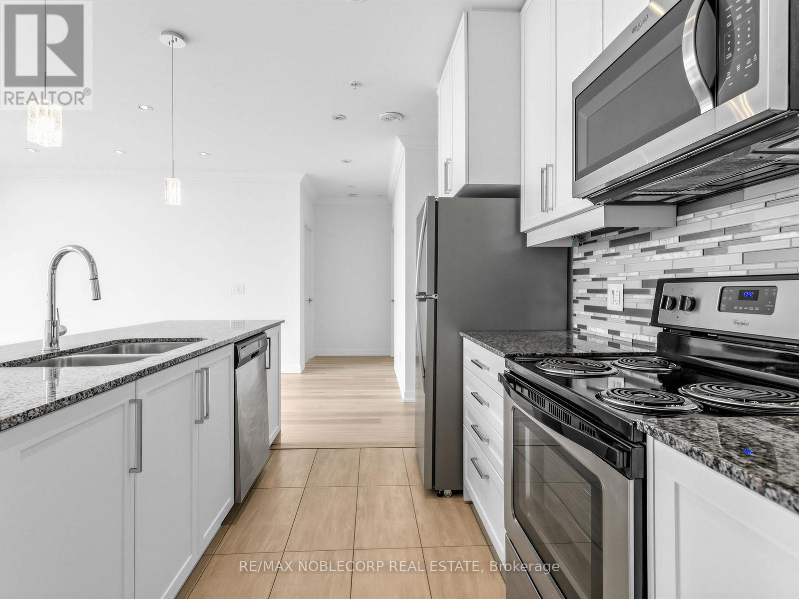 1705 - 840 Queens Plate Drive, Toronto, Ontario  M9W 0E7 - Photo 15 - W13625636
