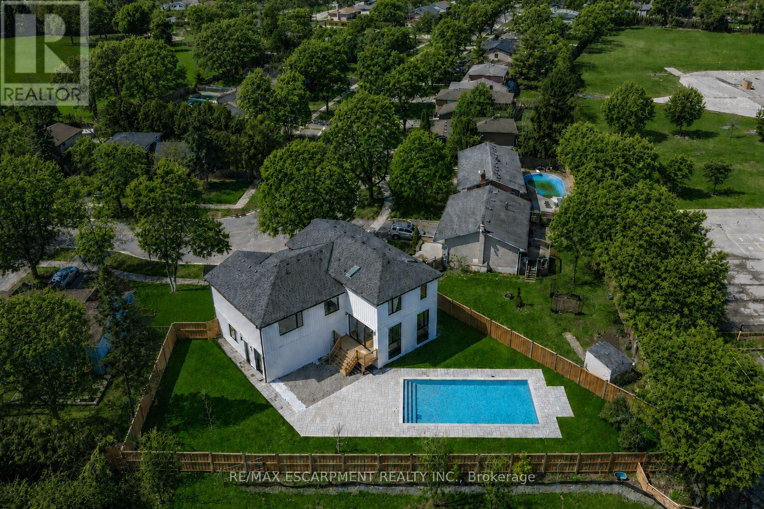 2488 Bridge Road, Oakville, Ontario  L6L 2H2 - Photo 46 - W13625674