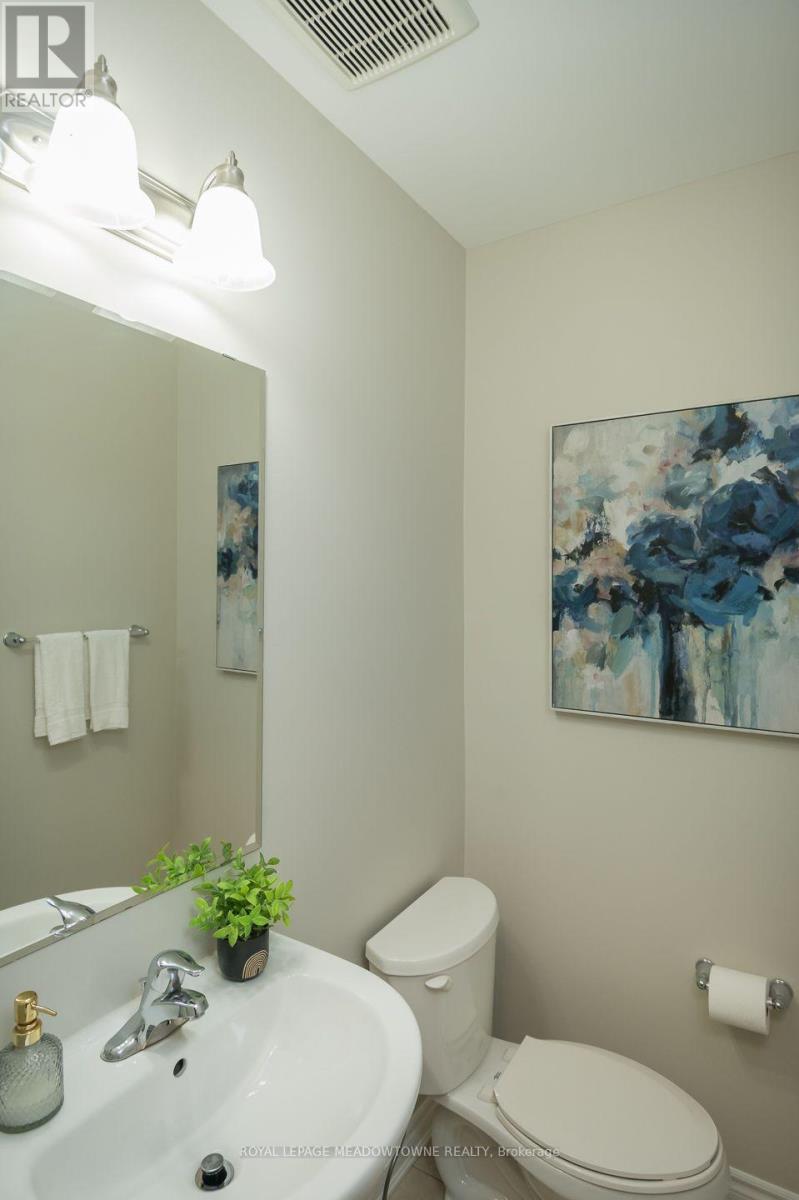 298 Reis Place, Milton, Ontario  L9E 0A9 - Photo 11 - W13625718