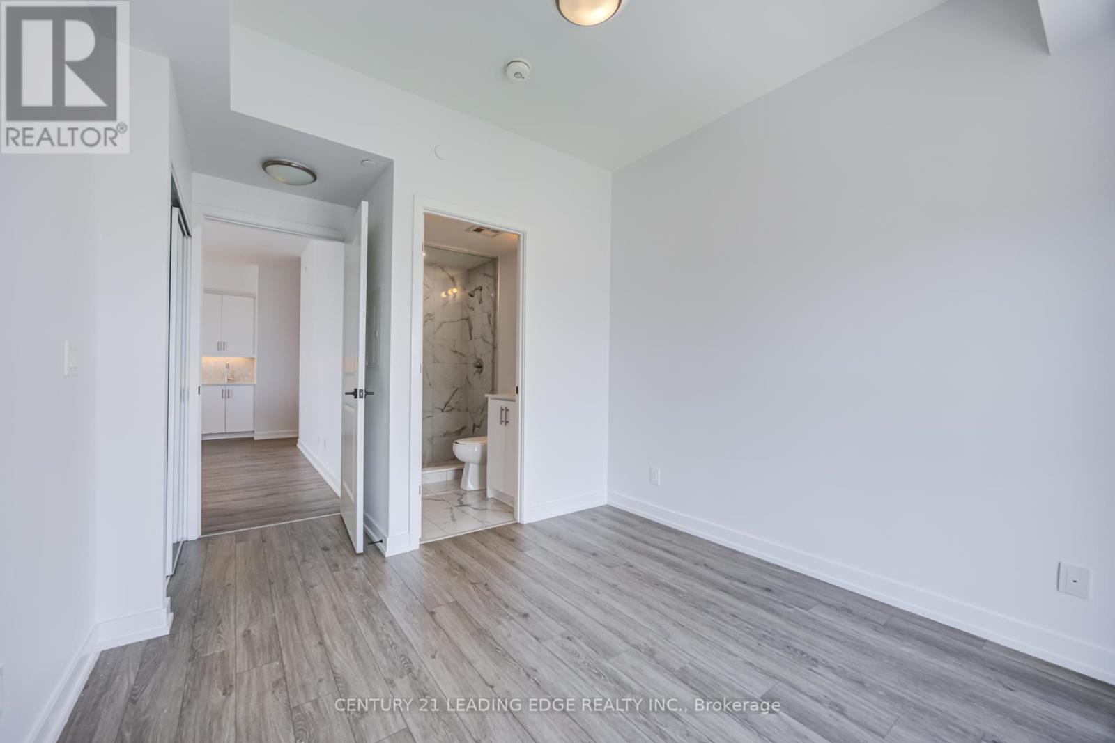 2002 - 335 Wheat Boom Drive, Oakville, Ontario  L6H 7Y1 - Photo 10 - W13625734