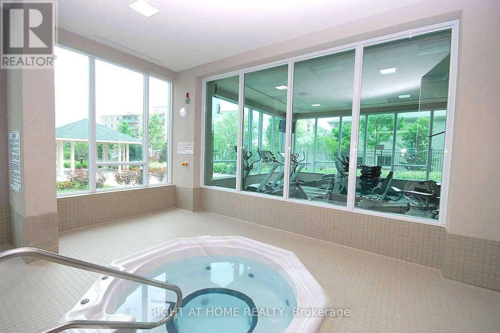 601 - 3525 Kariya Drive, Mississauga, Ontario  L5B 0C2 - Photo 2 - W13625738