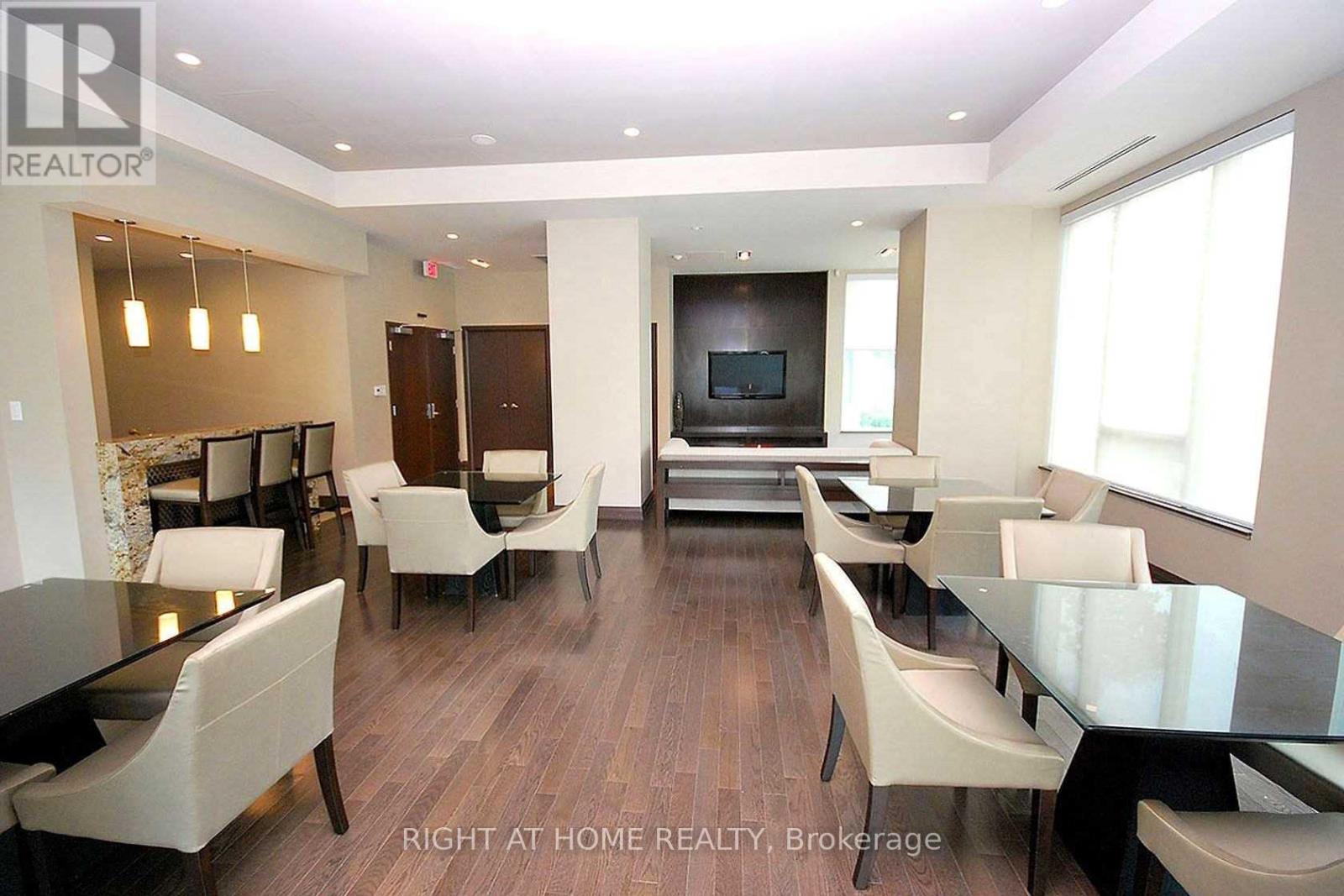 601 - 3525 Kariya Drive, Mississauga, Ontario  L5B 0C2 - Photo 3 - W13625738
