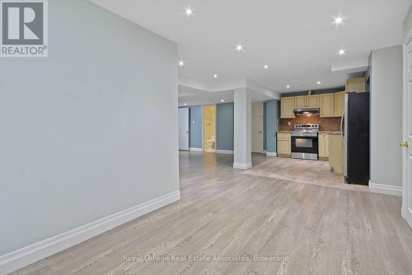 Lower - 16 Sergio Marchi Street, Toronto, Ontario  M3L 0B7 - Photo 10 - W13625740