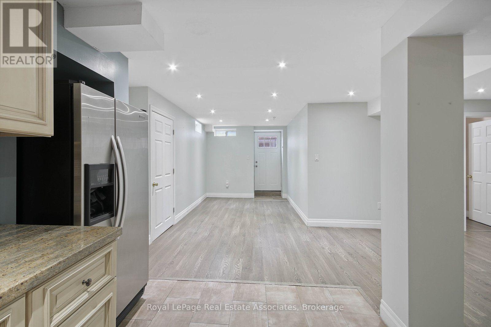 Lower - 16 Sergio Marchi Street, Toronto, Ontario  M3L 0B7 - Photo 11 - W13625740