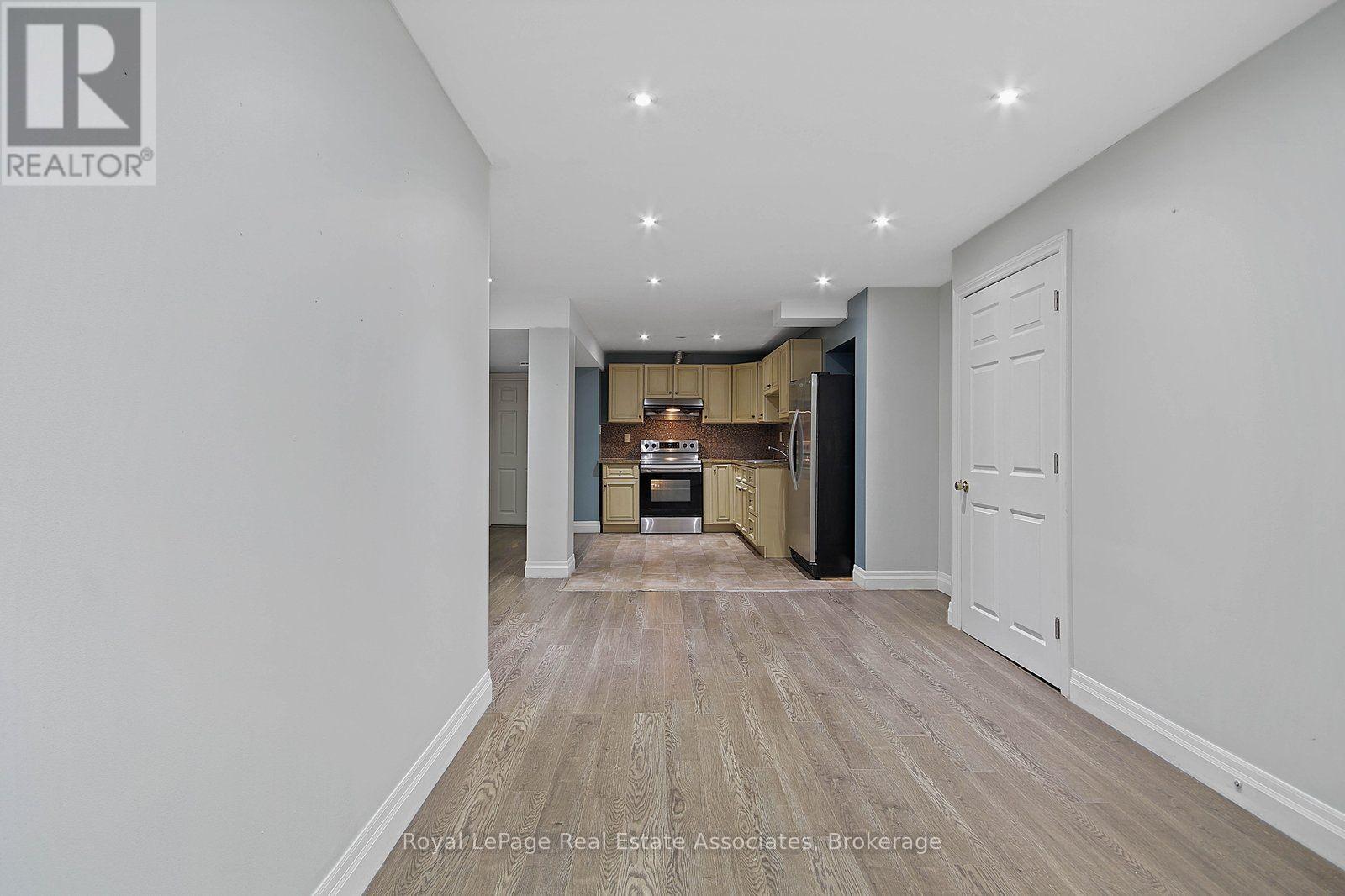 Lower - 16 Sergio Marchi Street, Toronto, Ontario  M3L 0B7 - Photo 4 - W13625740