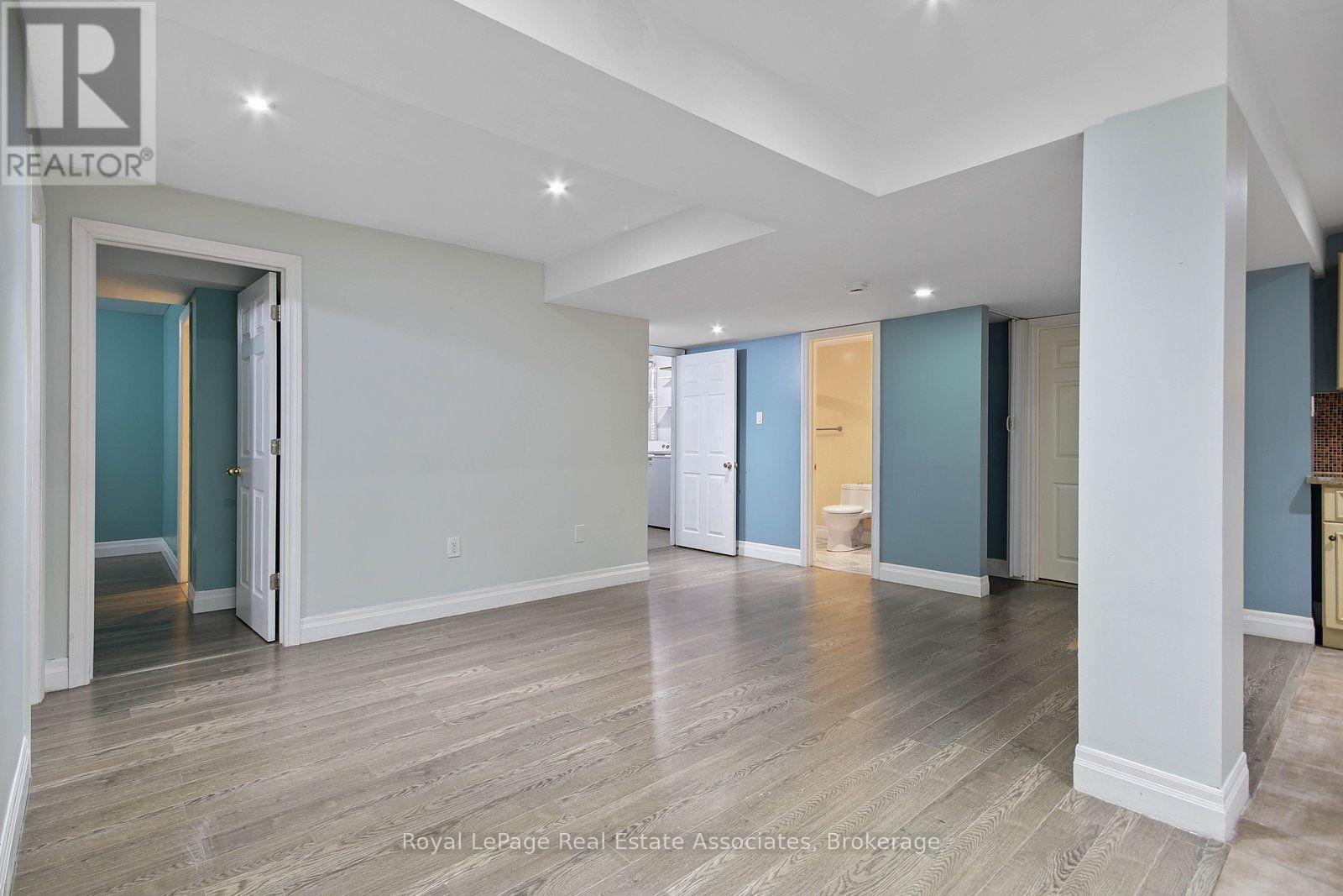 Lower - 16 Sergio Marchi Street, Toronto, Ontario  M3L 0B7 - Photo 5 - W13625740