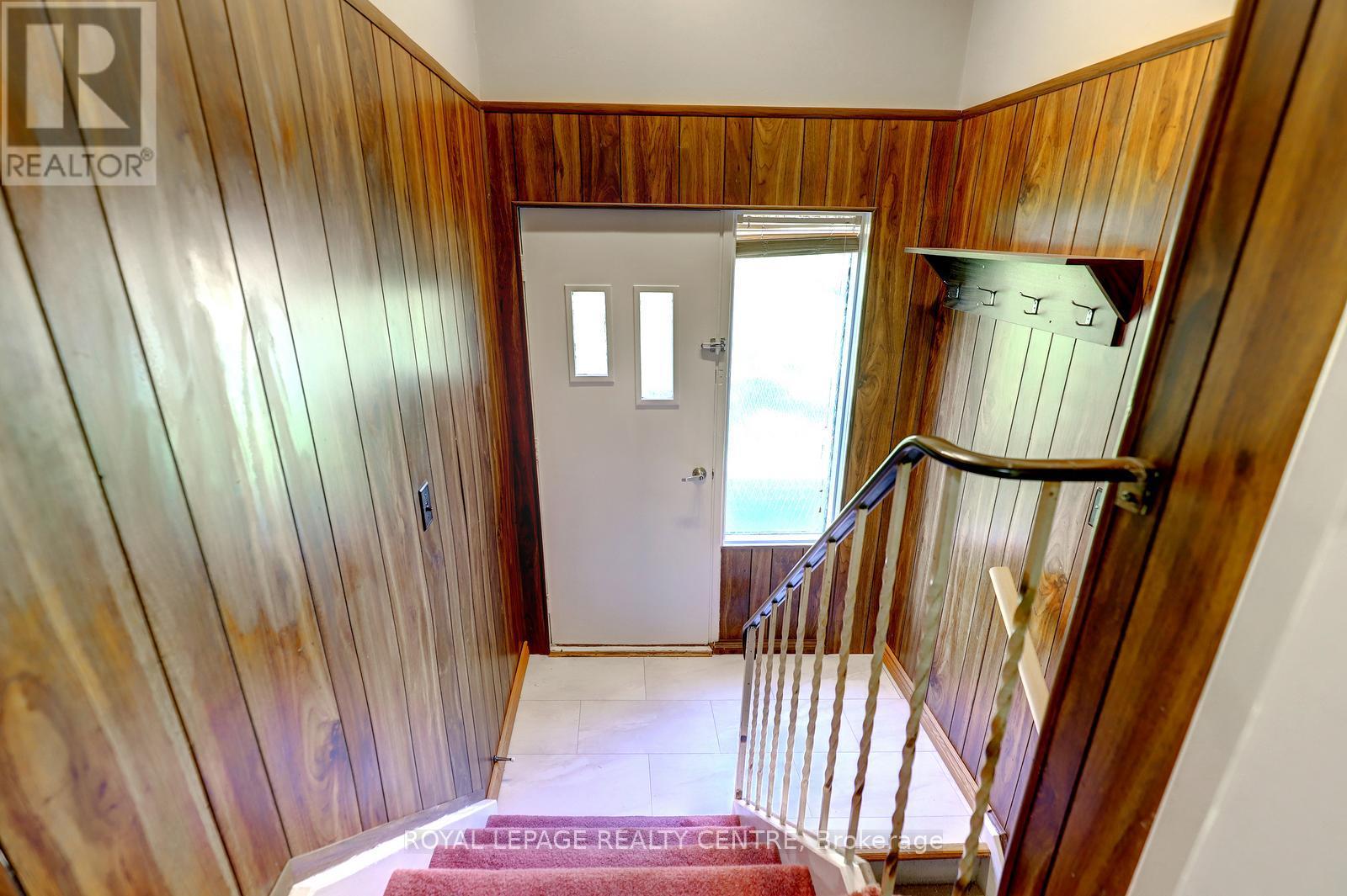 1278 Shamir Crescent, Mississauga, Ontario  L5C 1L1 - Photo 28 - W13625776