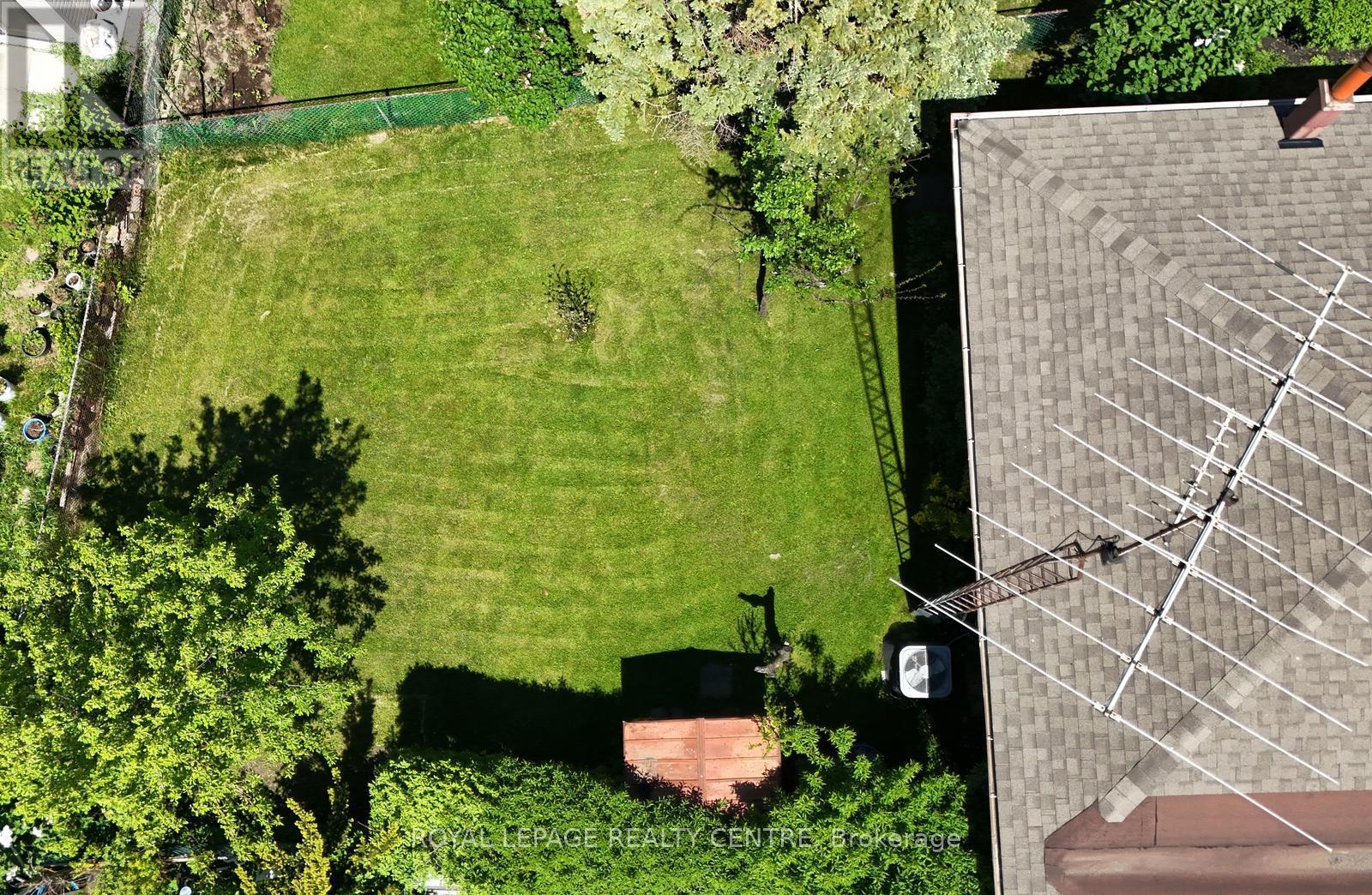 1278 Shamir Crescent, Mississauga, Ontario  L5C 1L1 - Photo 39 - W13625776