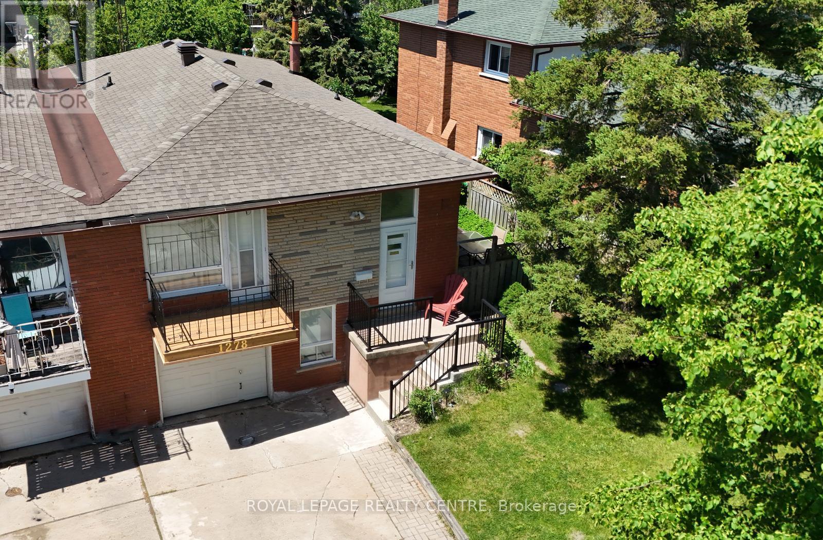 1278 Shamir Crescent, Mississauga, Ontario  L5C 1L1 - Photo 45 - W13625776