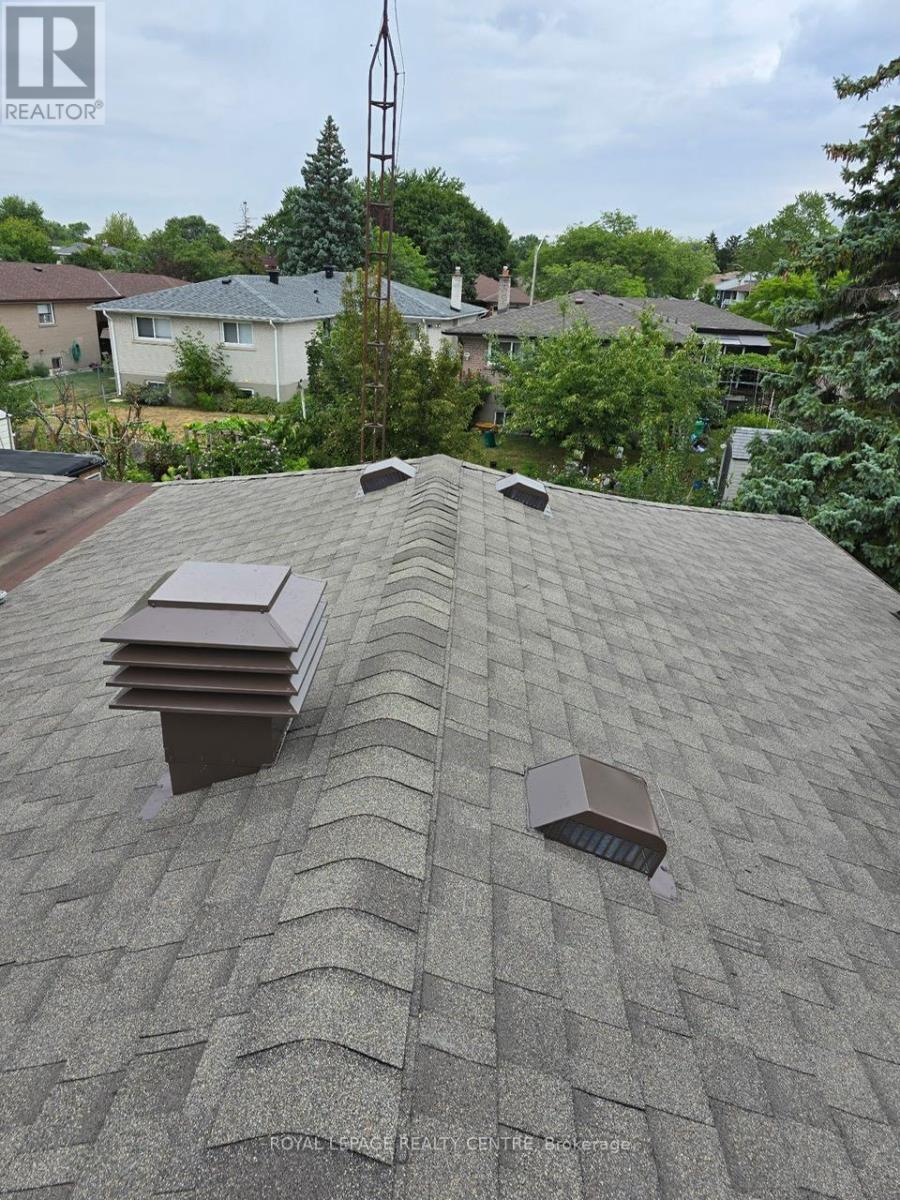 1278 Shamir Crescent, Mississauga, Ontario  L5C 1L1 - Photo 49 - W13625776