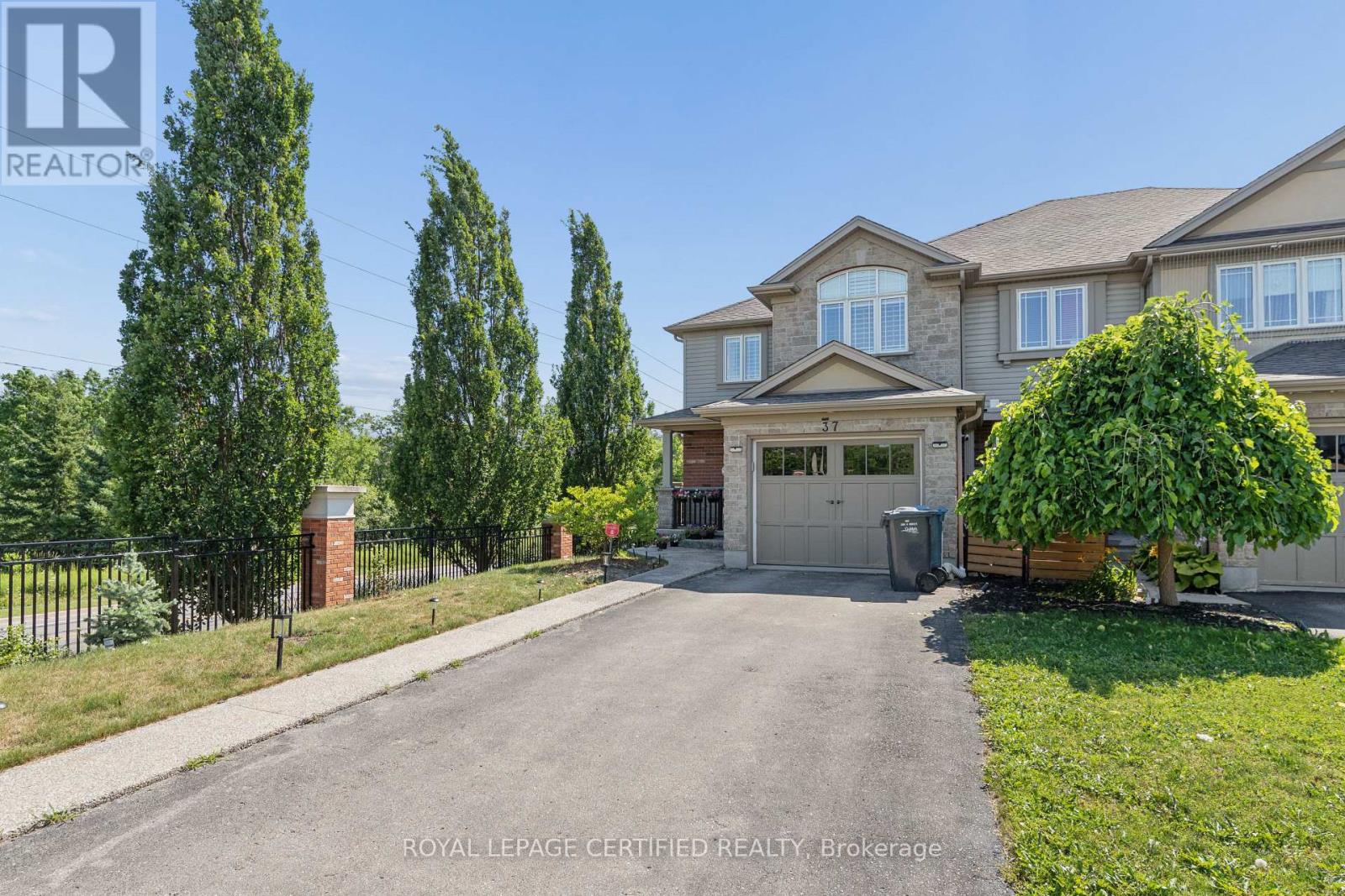 37 Wilkie Crescent, Guelph, Ontario  N1L 0B1 - Photo 2 - X13625556