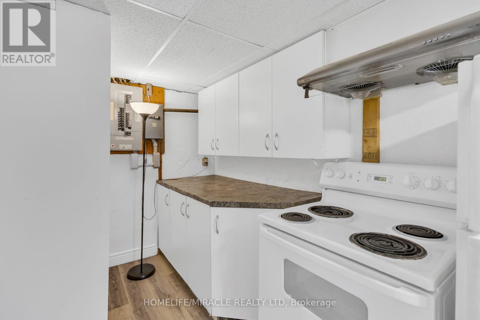72 Massey Avenue, Kitchener, Ontario  N2C 1M3 - Photo 38 - X13625610